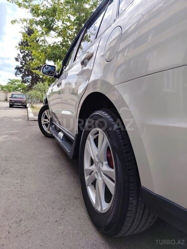 Hyundai Santa Fe-5
