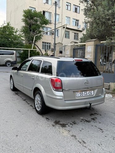 Opel Astra-2