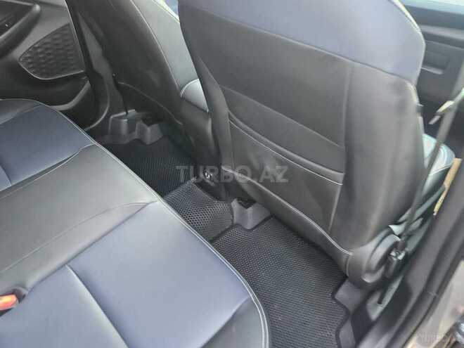 Chevrolet Tracker-12