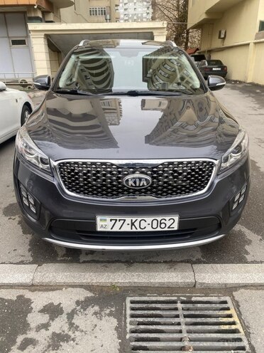 Kia Sorento-1