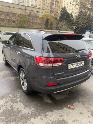 Kia Sorento-3