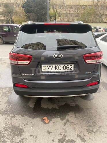 Kia Sorento-4
