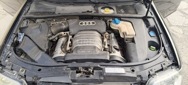 Audi A6-15