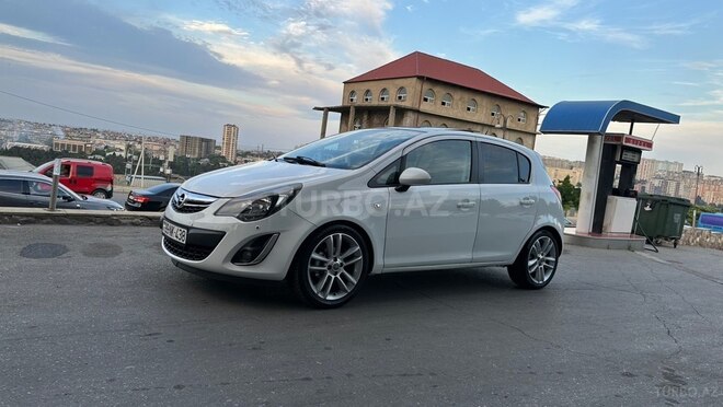 Opel Corsa-13
