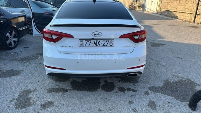 Hyundai Sonata-2