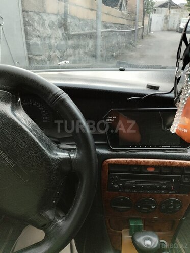 Opel Vectra-4