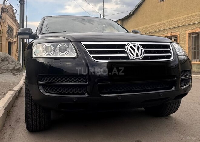 Volkswagen Touareg-1