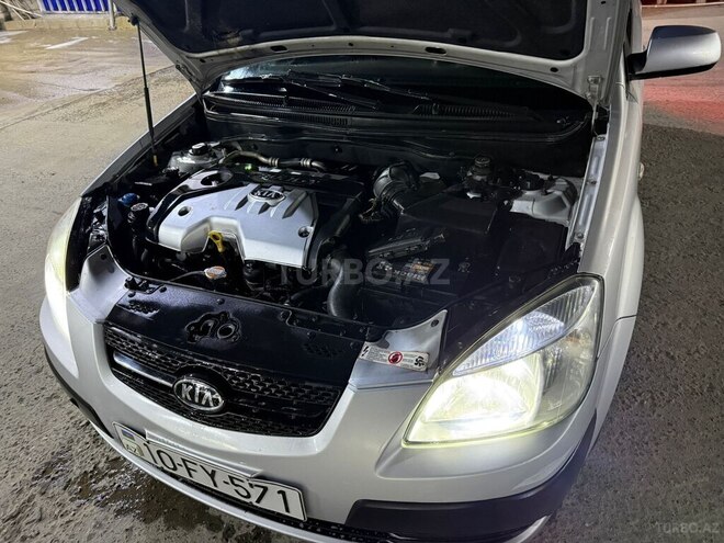 Kia Rio-6