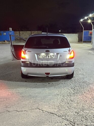 Kia Rio-2