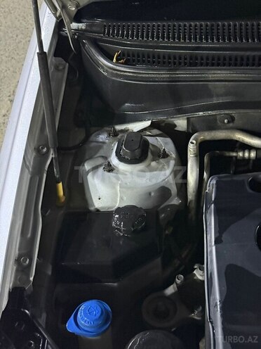 Kia Rio-10