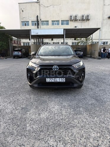 Toyota RAV4-1