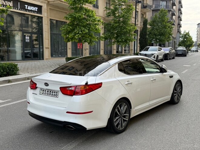 Kia Optima-5