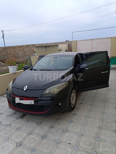Renault Megane-2