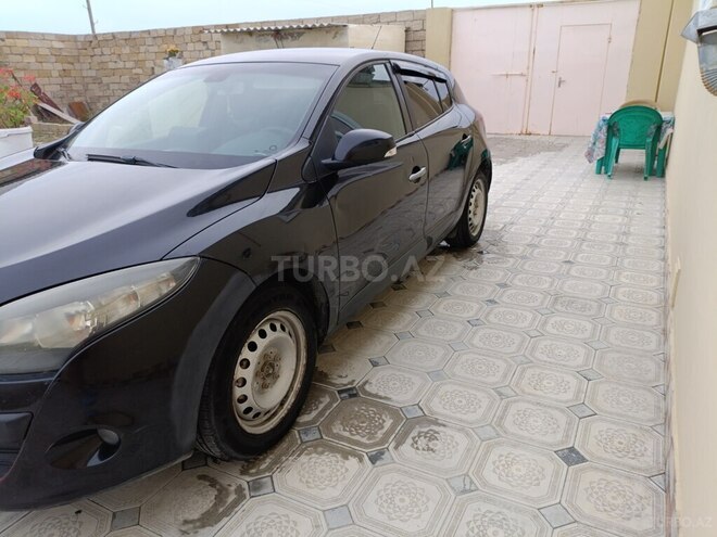 Renault Megane-13