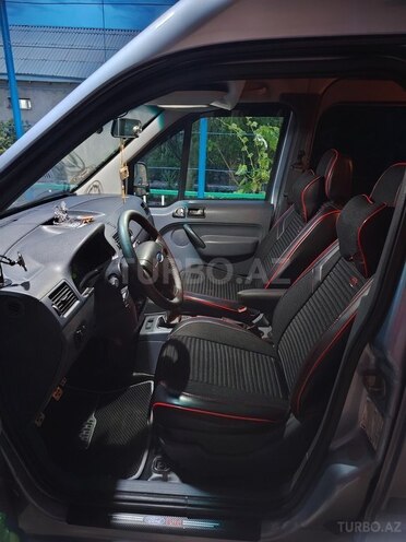 Ford Tourneo Connect-4