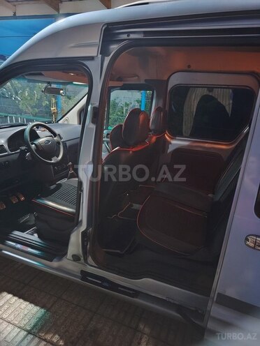 Ford Tourneo Connect-6