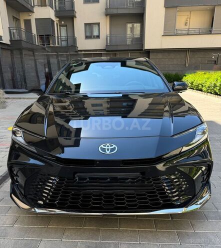 Toyota Camry-3