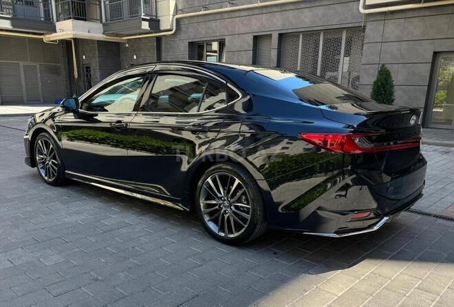 Toyota Camry-8