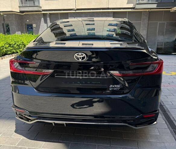 Toyota Camry-14