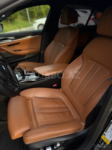 BMW 530-9