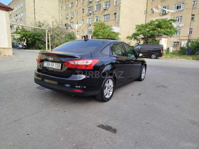 Ford Focus-9