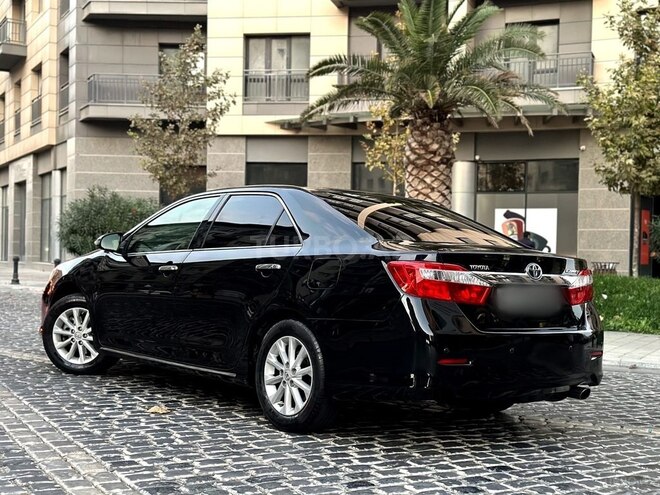 Toyota Camry-10