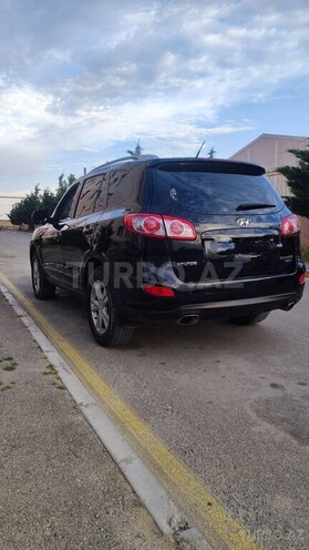 Hyundai Santa Fe-6