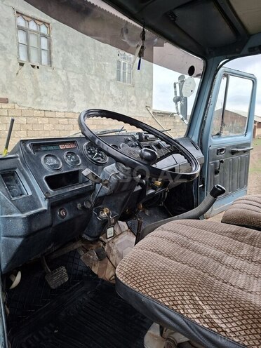 GAZ 53-3