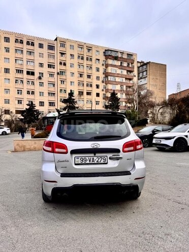 Hyundai Santa Fe-4