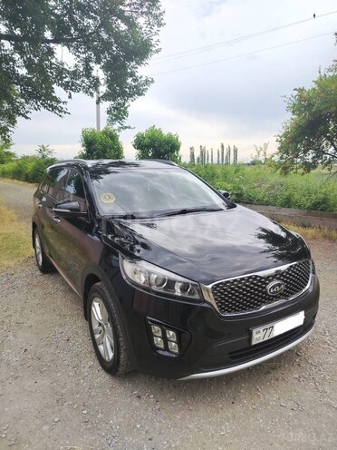 Kia Sorento-1