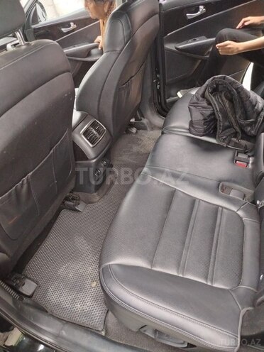 Kia Sorento-7