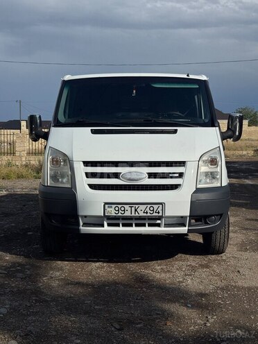 Ford Transit-1