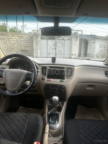 Kia Rio-9