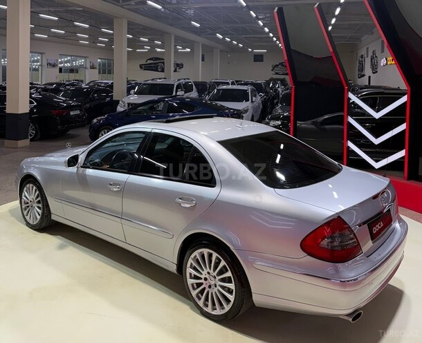 Mercedes E 240-9