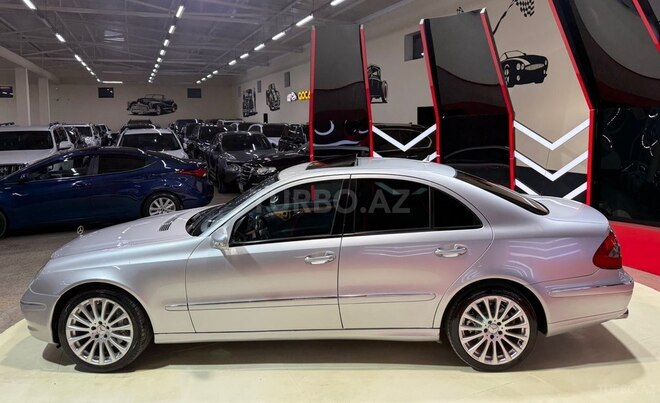Mercedes E 240-8