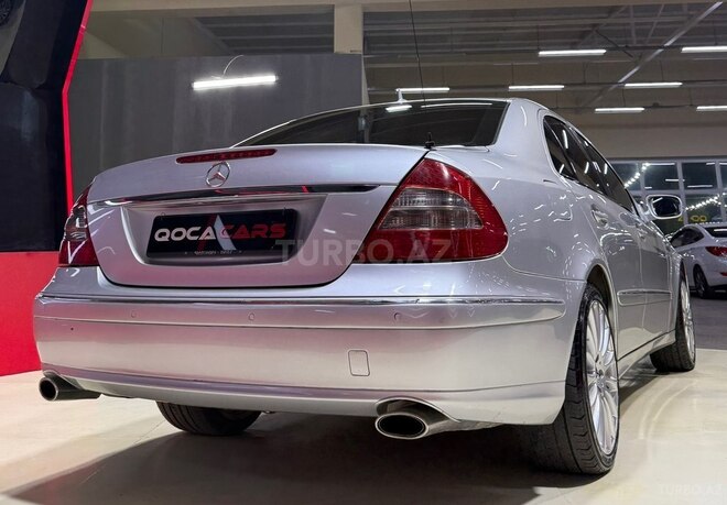 Mercedes E 240-12