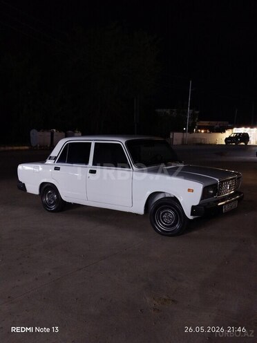 LADA (VAZ) 2107-8
