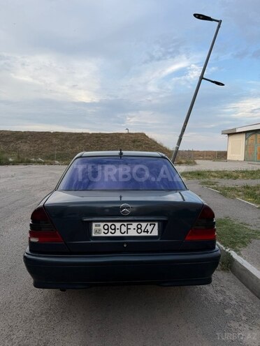 Mercedes C 180-3