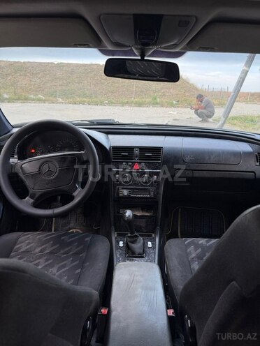 Mercedes C 180-10