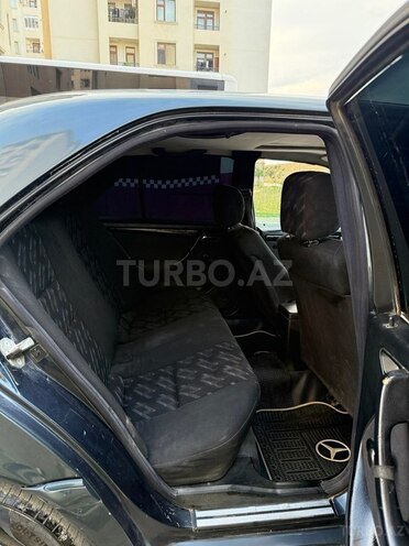 Mercedes C 180-9