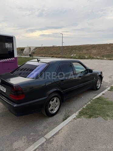 Mercedes C 180-4