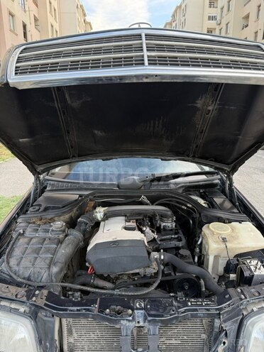 Mercedes C 180-8