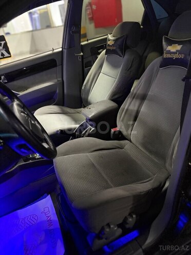 Chevrolet Lacetti-19