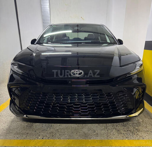 Toyota Camry-1