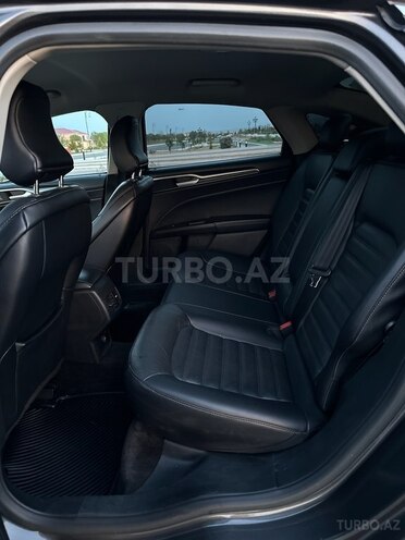 Ford Fusion (North America)-9