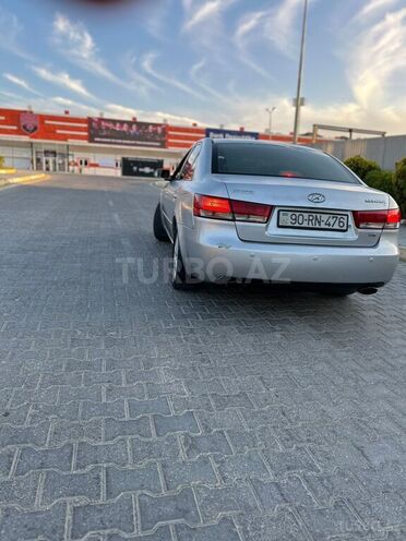 Hyundai Sonata-5