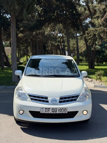 Nissan Tiida-3