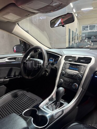 Ford Fusion (North America)-16