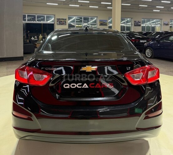 Chevrolet Cruze-13