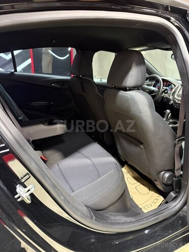 Chevrolet Cruze-21